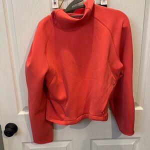 Lululemon air wrap pullover